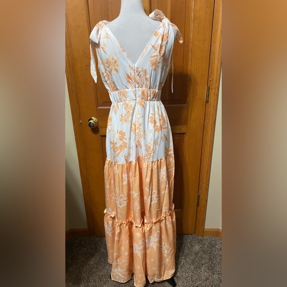 NWOT Floral Orange and White Tiered Maxi Dress - Picture 3 of 4